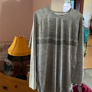 Men's Cougar Sport Dry Performance Athletic Polyester Long Sleeve T-Shirt